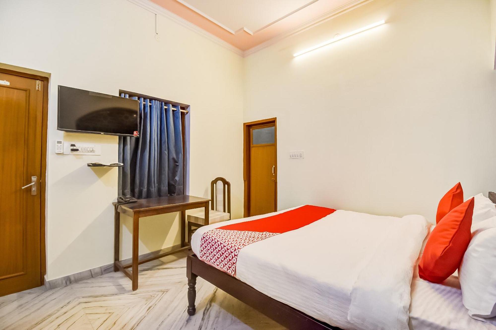OYO 67331 Kusum Lodge Pandu Exterior foto